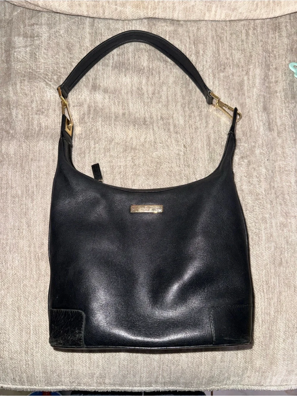 Classic Black Leather Shoulder Bag - Picture 4 of 5
